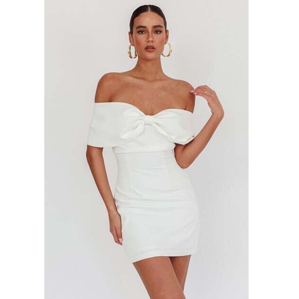 Selfie Leslie - Sweet Caroline Off-Shoulder Bow Dress - size large dress
